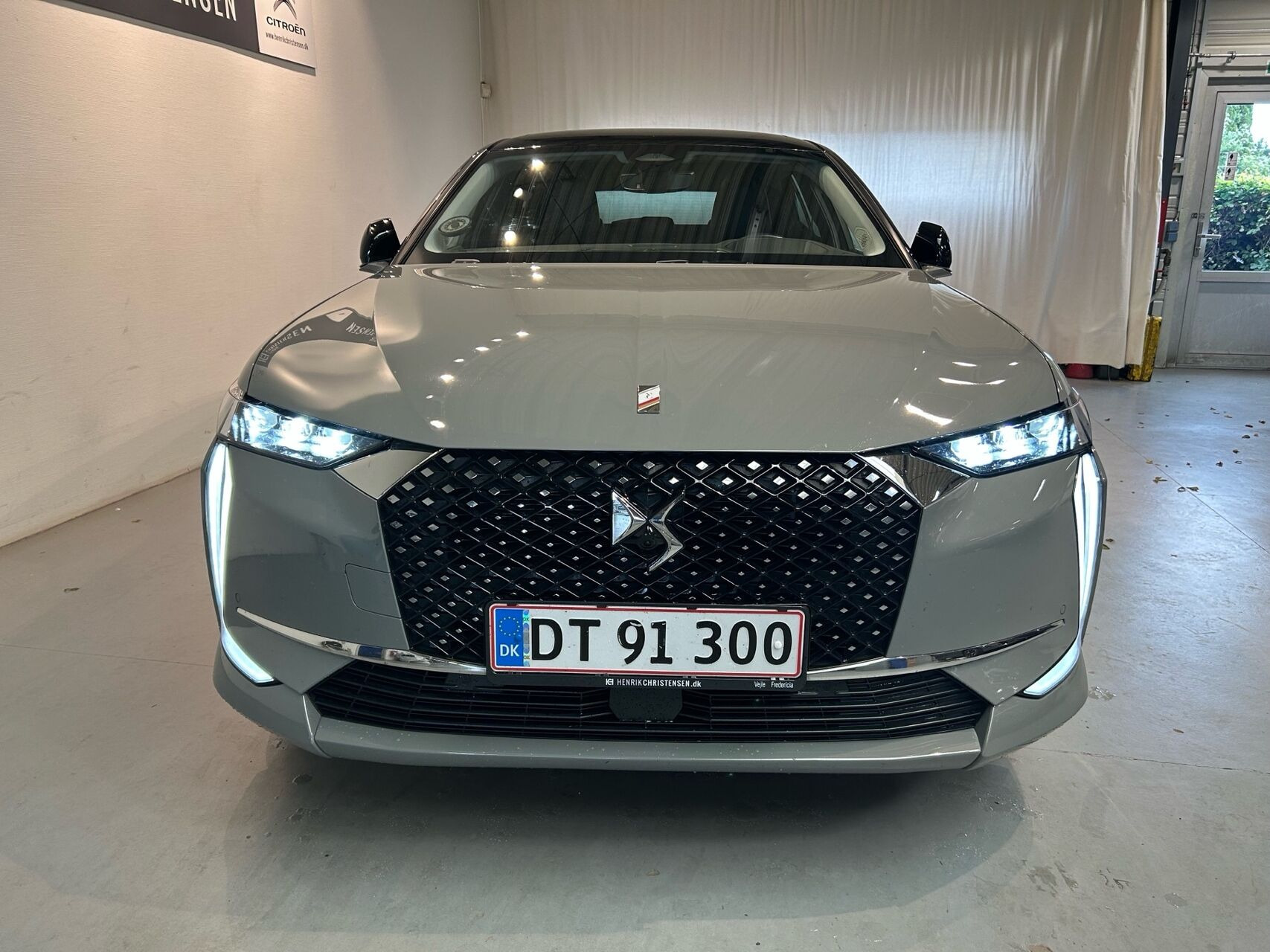 Grå DS DS4 fra 2022