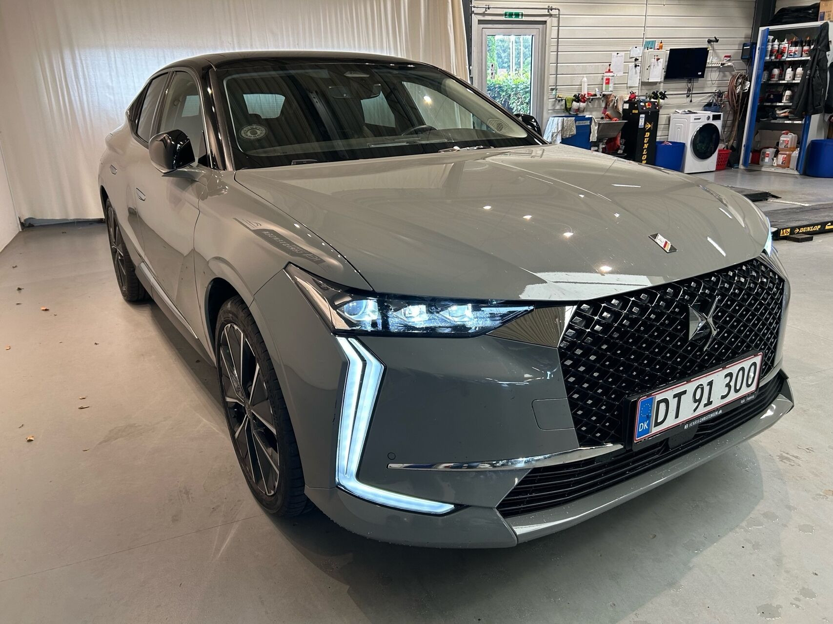 Grå DS DS4 fra 2022