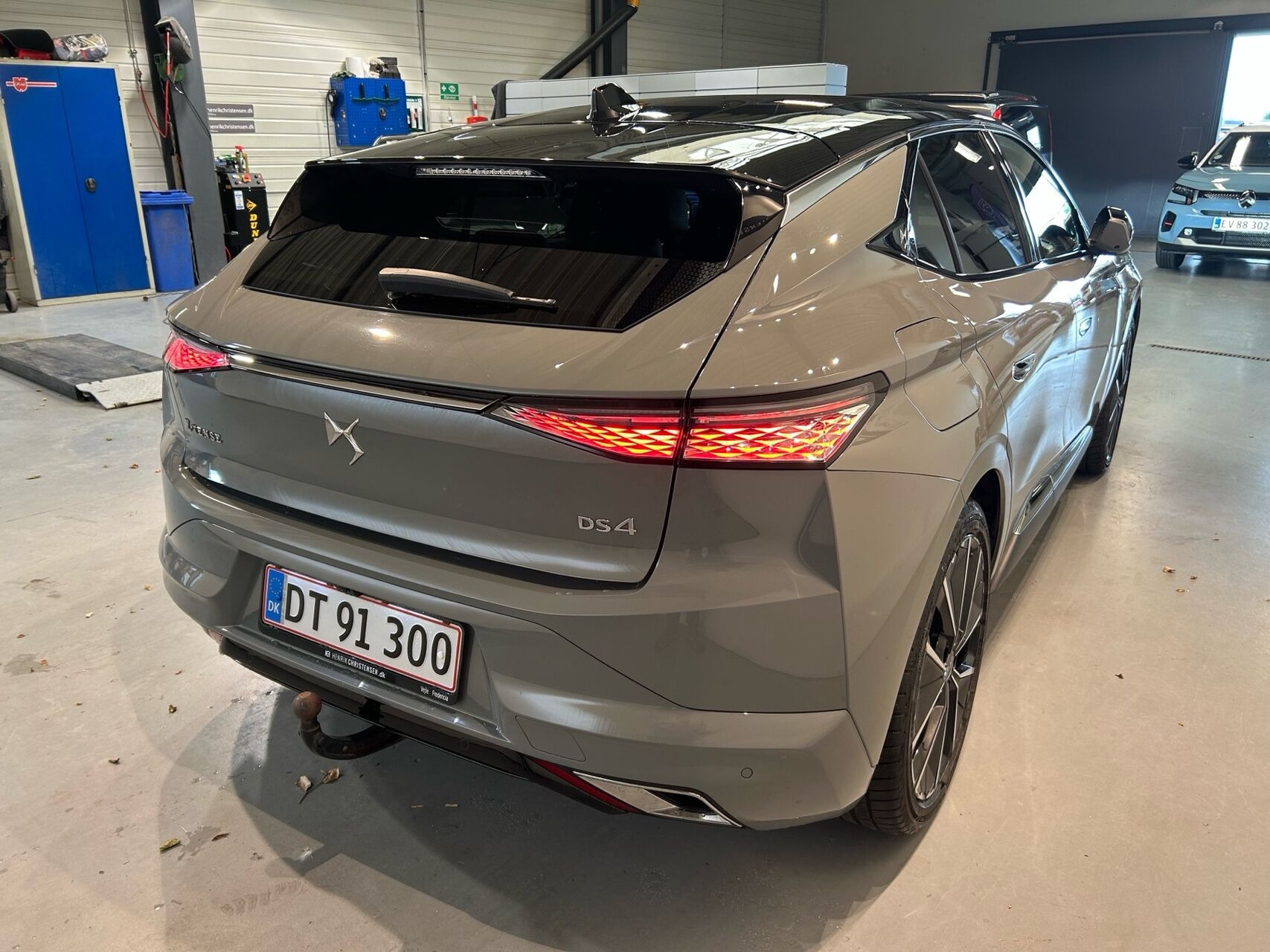 Grå DS DS4 fra 2022
