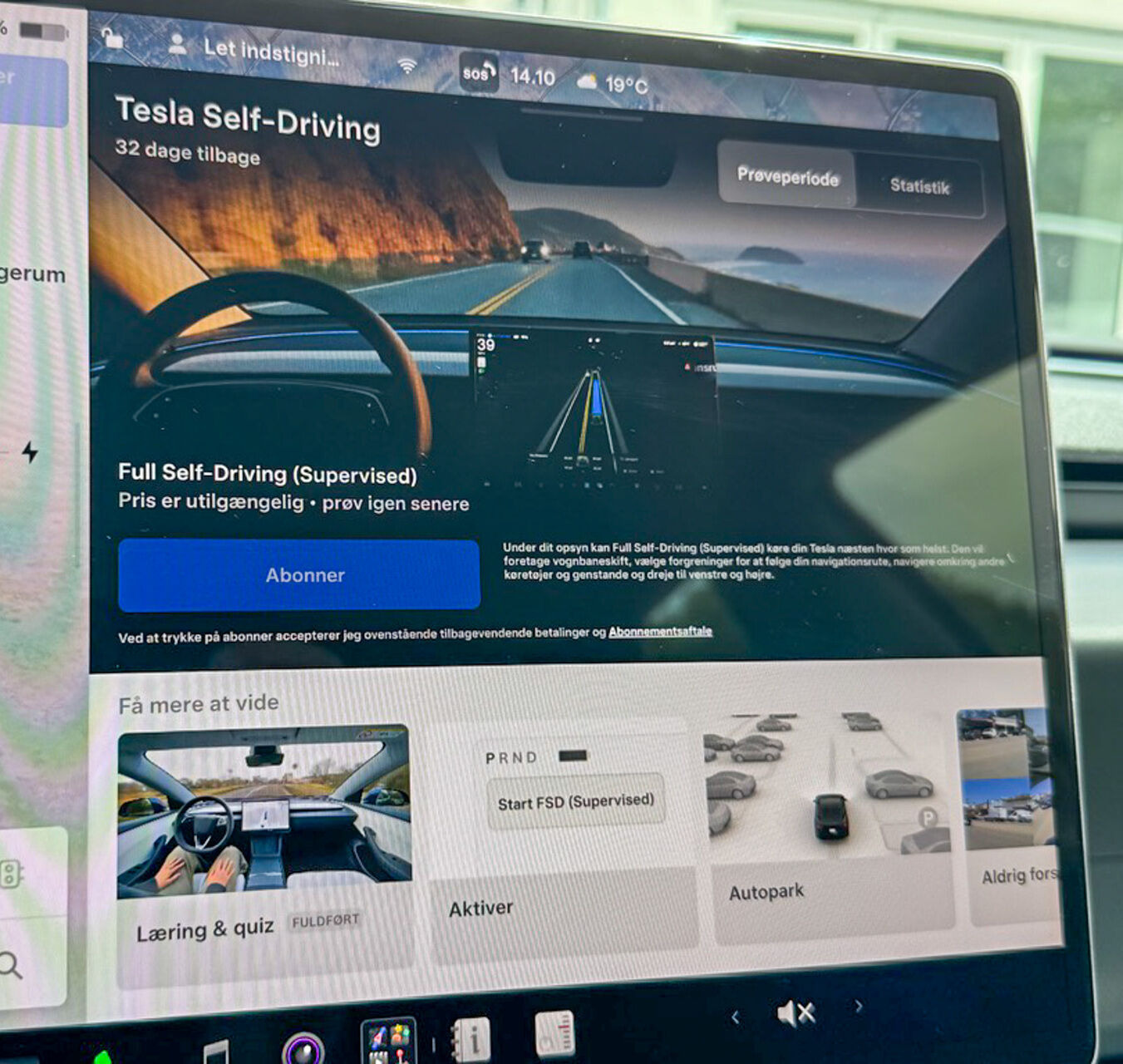 Sort Tesla Model 3 fra 2024