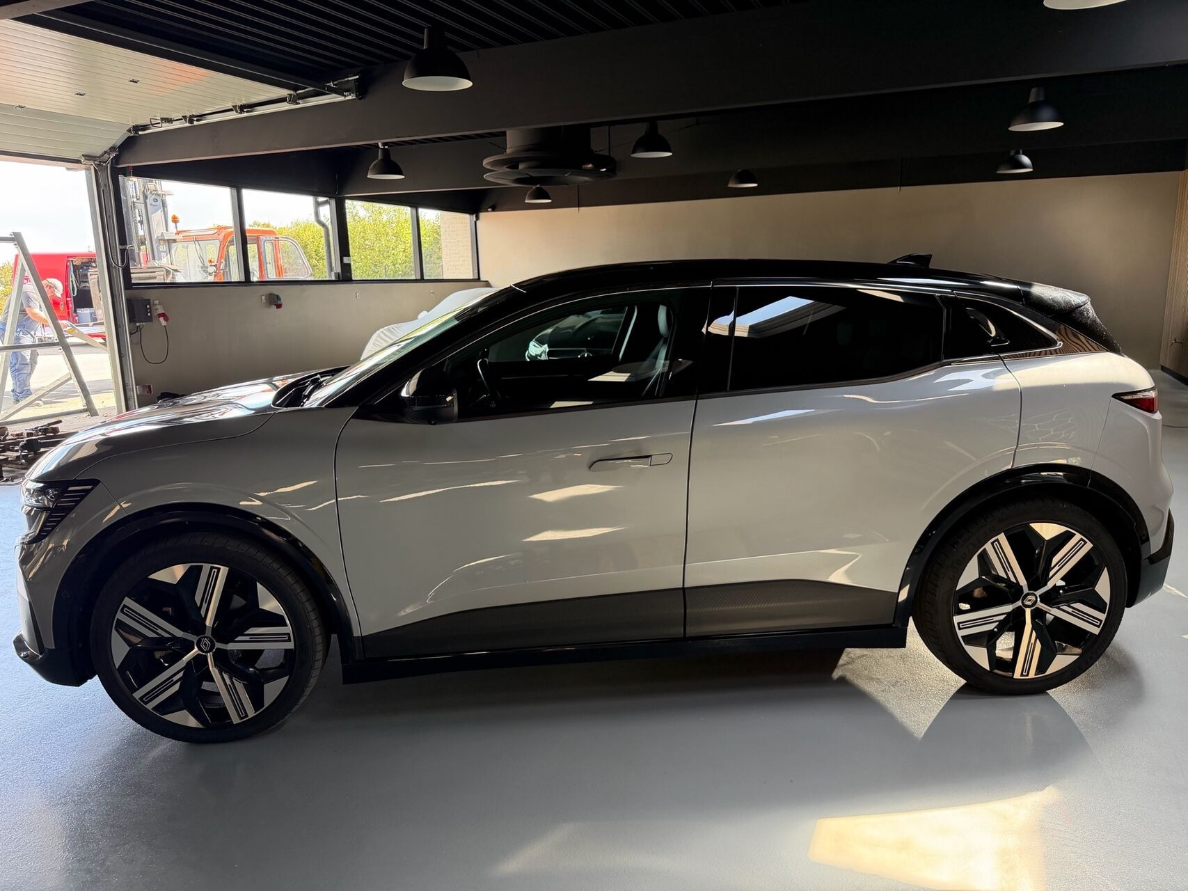 Grå Renault Mégane fra 2022