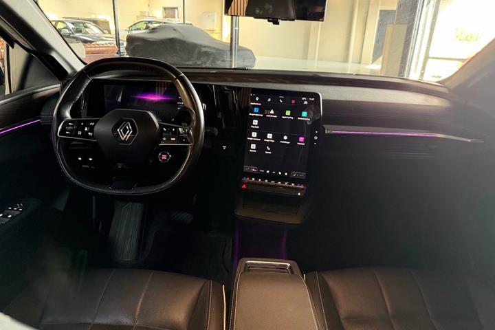 Grå Renault Mégane fra 2022