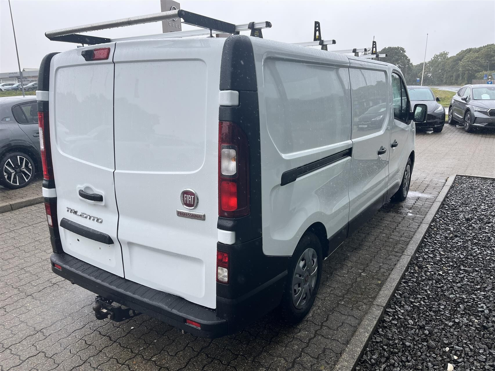 Hvid Fiat Talento fra 2021