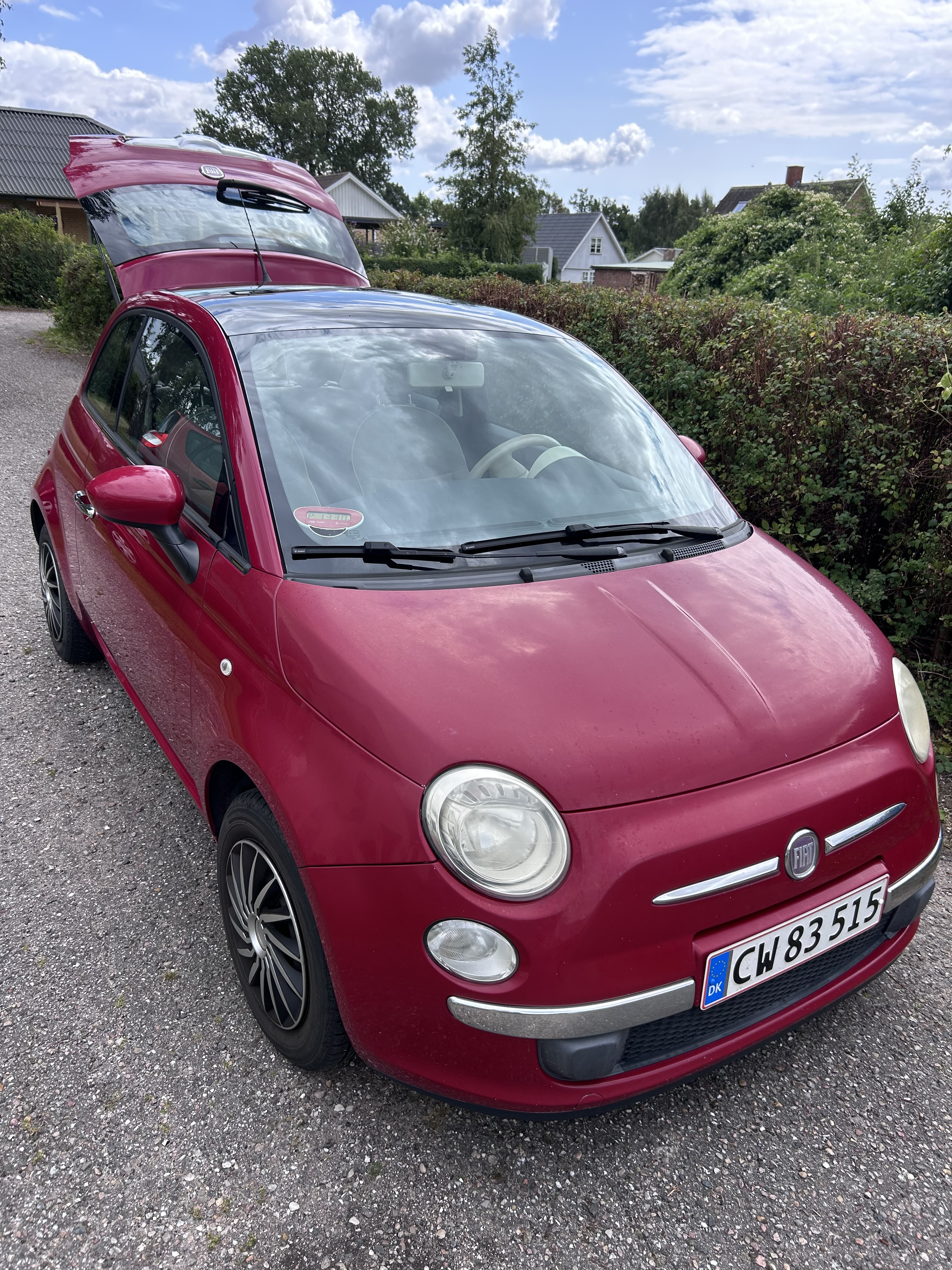 Rød Fiat 500 fra 2009