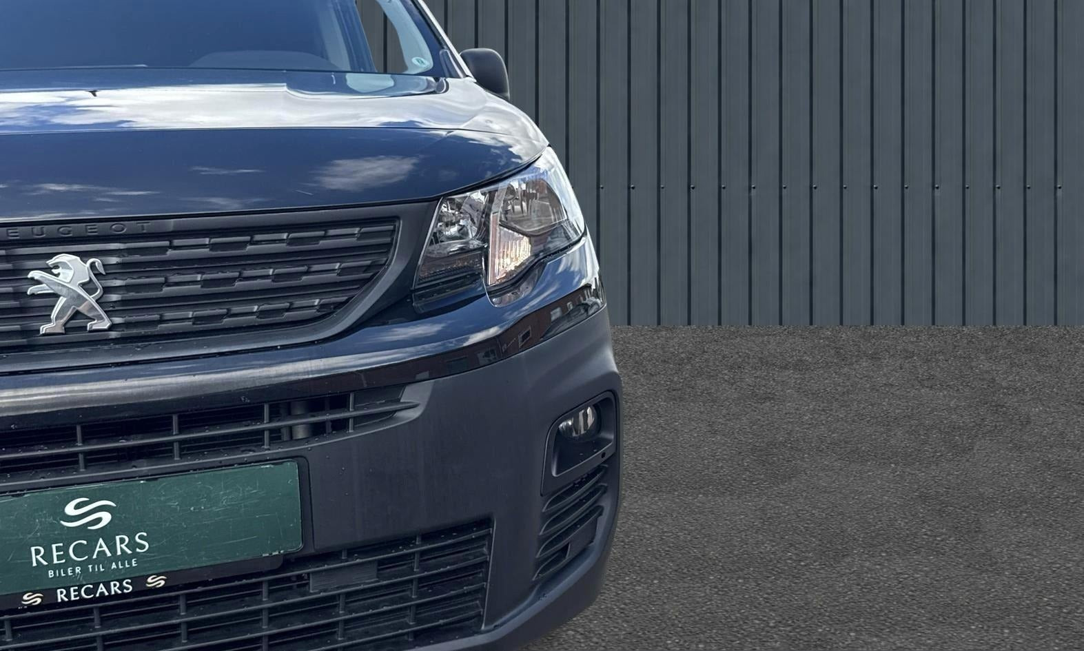 Sort Peugeot Partner fra 2021