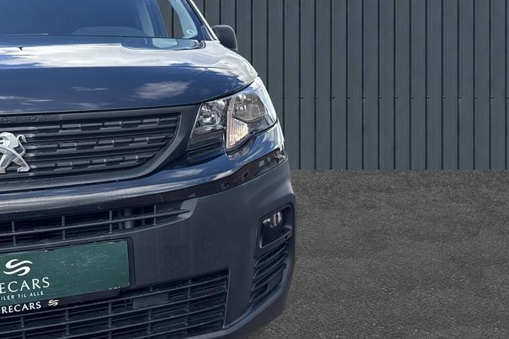 Sort Peugeot Partner fra 2021