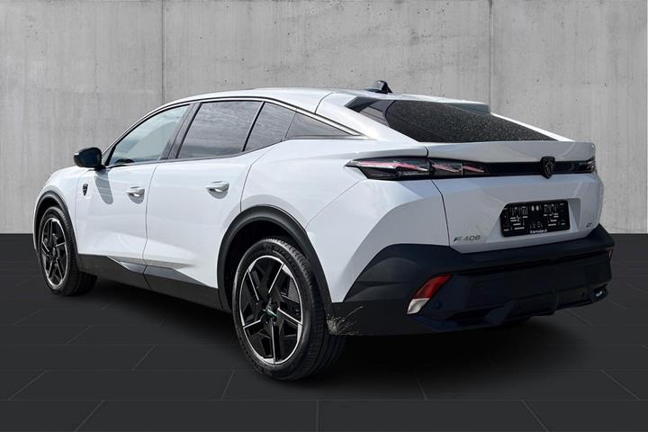 Hvid Peugeot e-408 fra 2026