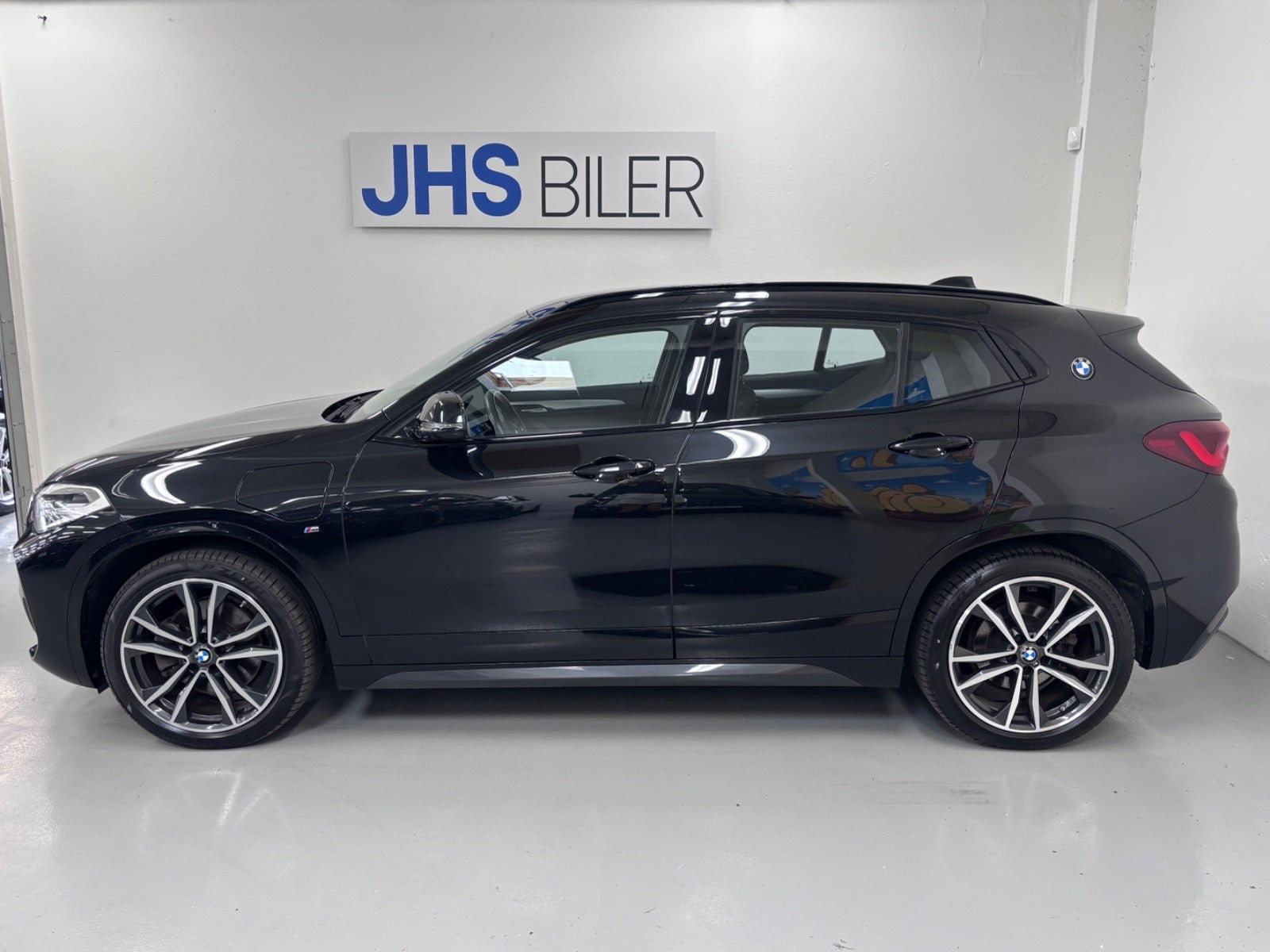 Sort BMW X2 fra 2021