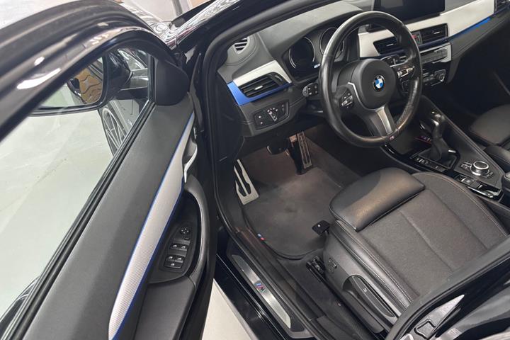 Sort BMW X2 fra 2021