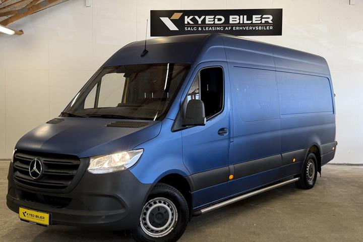 Gul Mercedes Sprinter 316 fra 2018