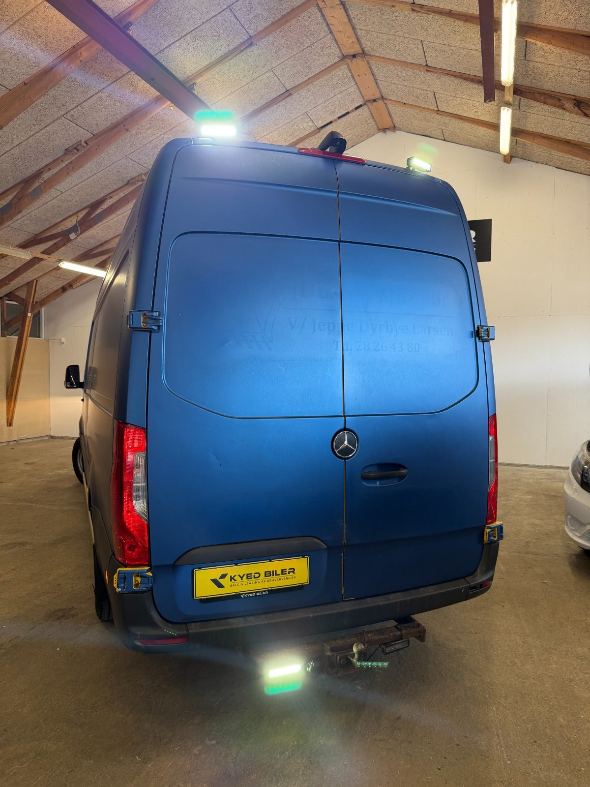 Gul Mercedes Sprinter 316 fra 2018