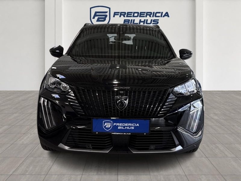 Sort Peugeot e-2008 fra 2025