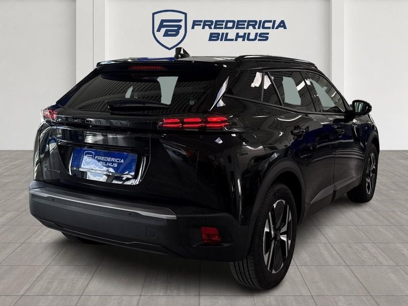 Sort Peugeot e-2008 fra 2025