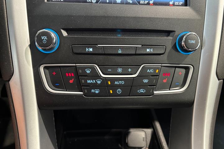 undefined Ford Mondeo fra 2015