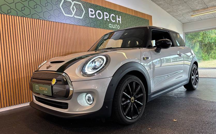 Mini Cooper SE Essential