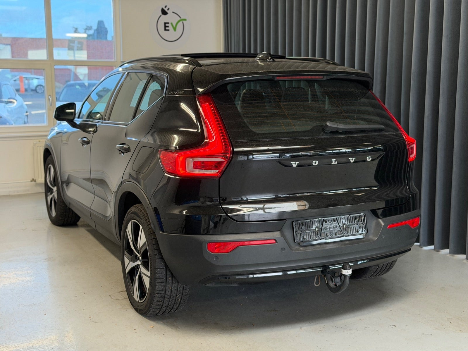 Sort Volvo XC40 fra 2021