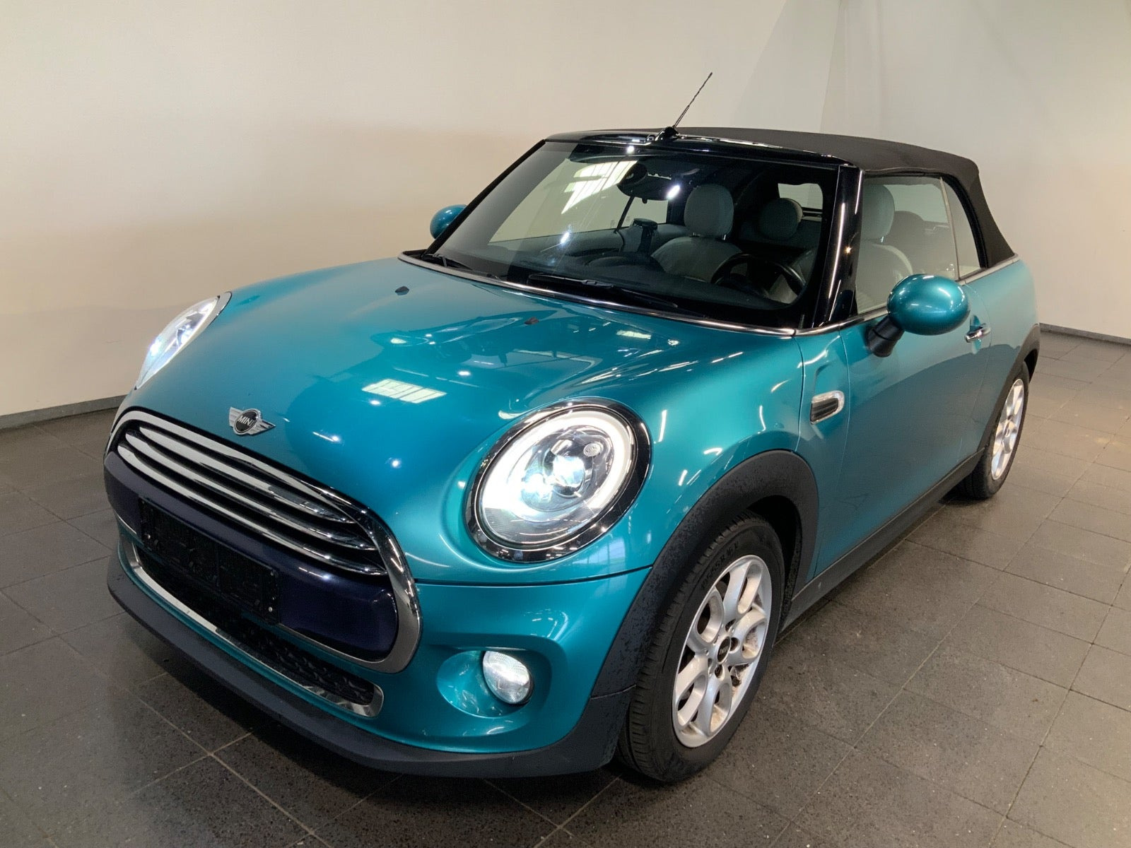 Mini Cooper 1,5 Cabriolet aut.
