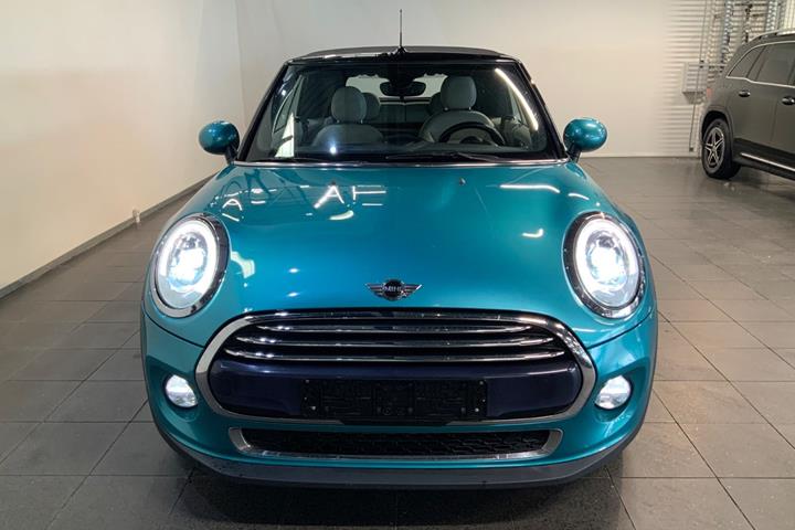 Turquoise Mini Cooper fra 2016