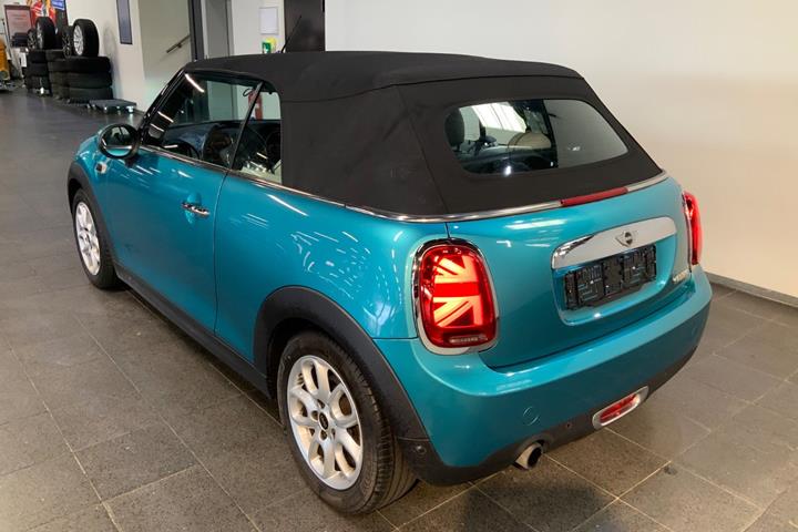 Turquoise Mini Cooper fra 2016