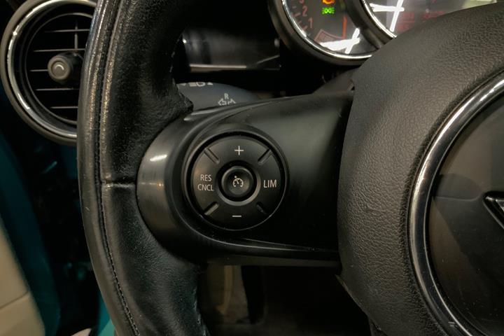 Turquoise Mini Cooper fra 2016