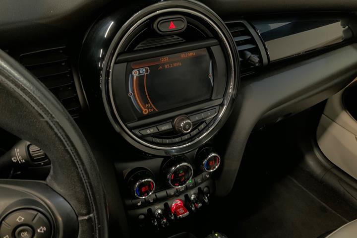 Turquoise Mini Cooper fra 2016