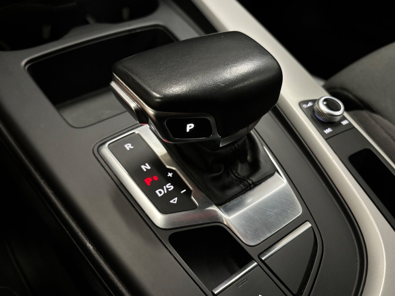 Sort Audi A4 fra 2020