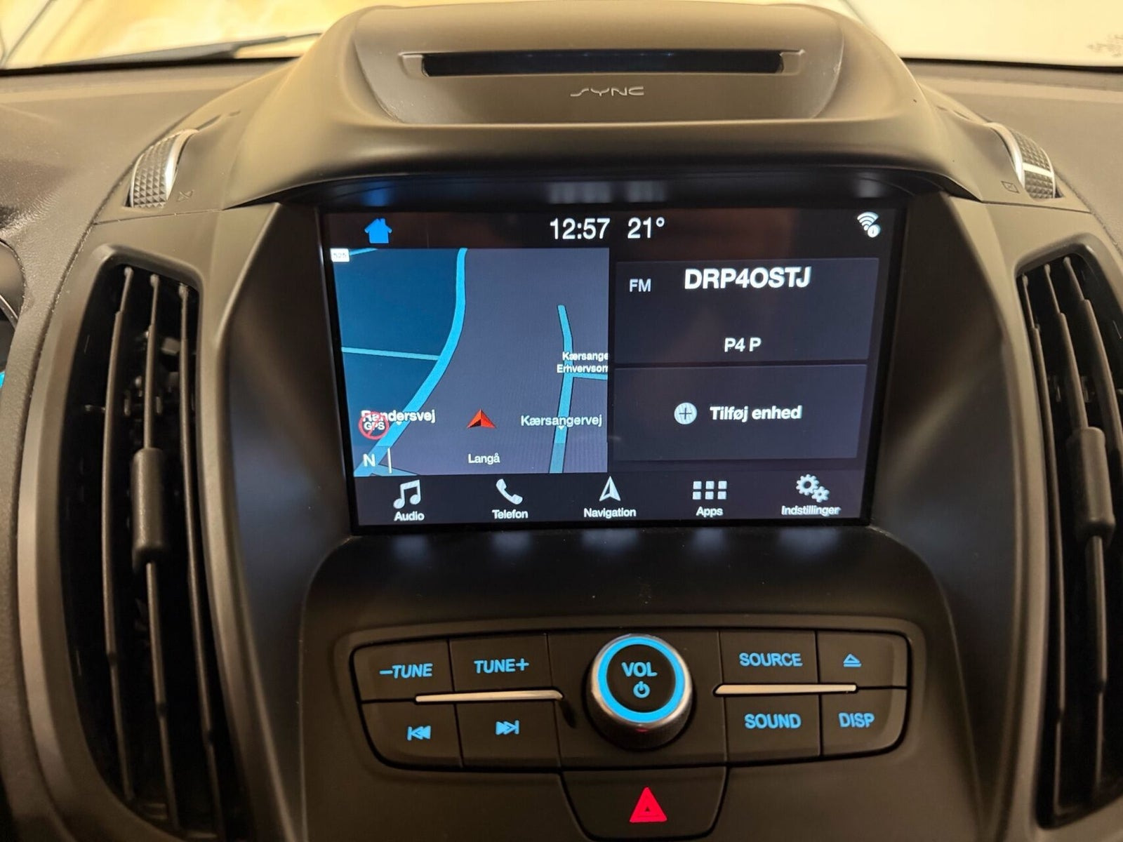 Grå Ford Kuga fra 2019