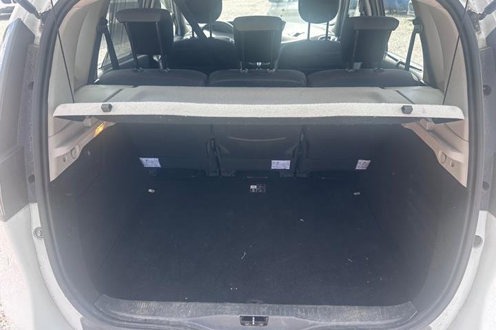 undefined Renault Scenic III fra 2012
