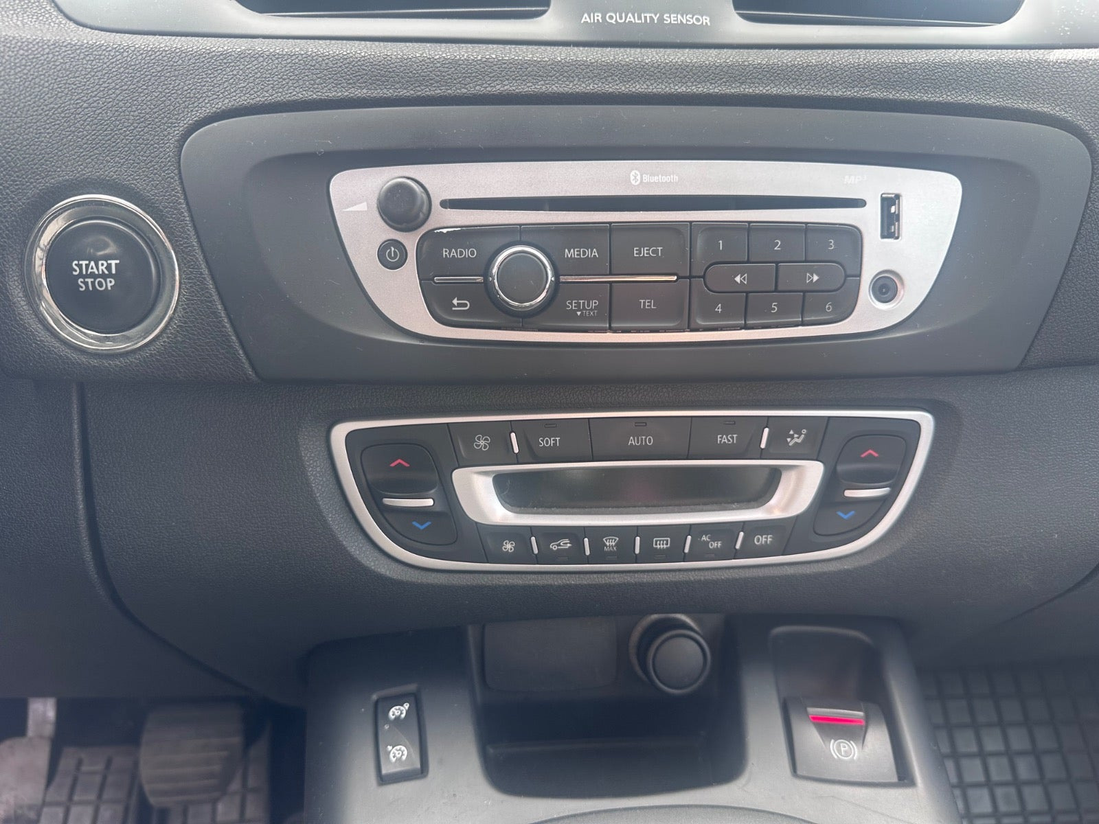 undefined Renault Scenic III fra 2012
