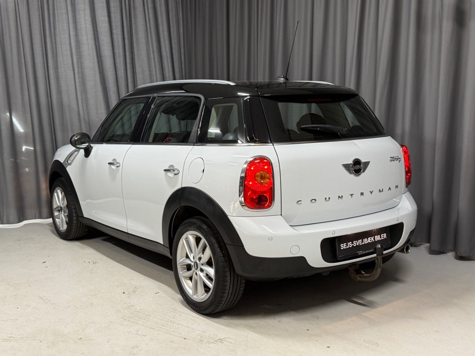 Hvid Mini Countryman Cooper fra 2015