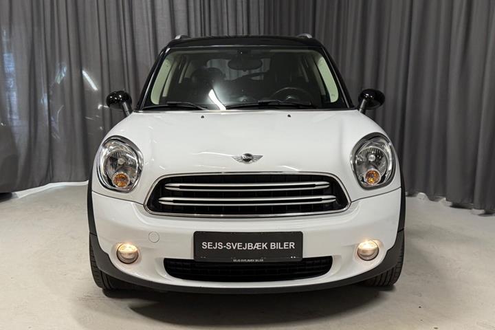 Hvid Mini Countryman Cooper fra 2015