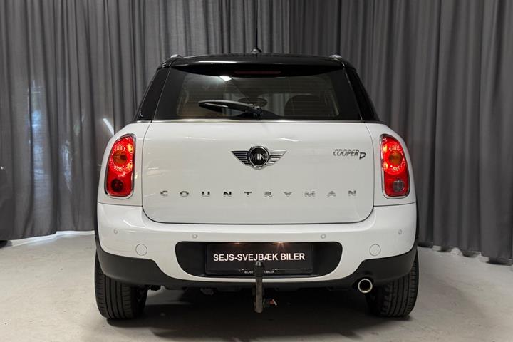 Hvid Mini Countryman Cooper fra 2015