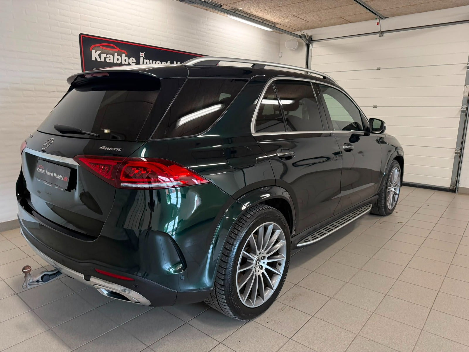 Grøn Mercedes GLE400 d fra 2020
