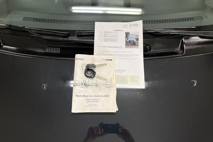 Sort Suzuki Liana fra 2004