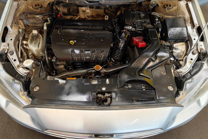 undefined Mitsubishi Lancer fra 2010
