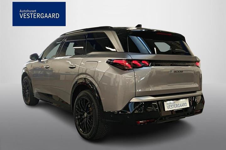 Grå Peugeot e-5008 fra 2025