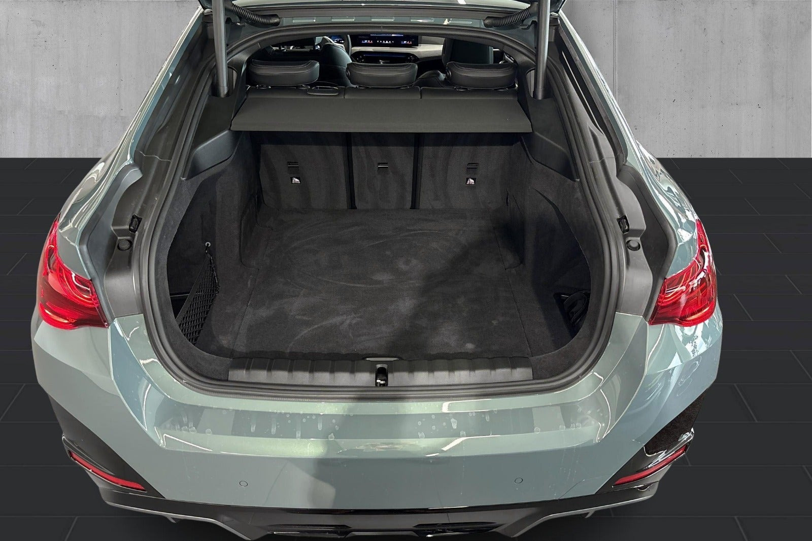 Grøn BMW i4 fra 2026