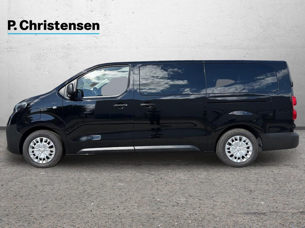 Sort Toyota Proace Verso fra 2024