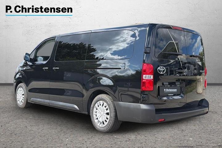 Sort Toyota Proace Verso fra 2024