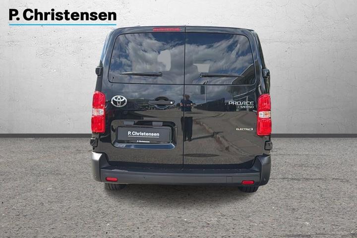 Sort Toyota Proace Verso fra 2024