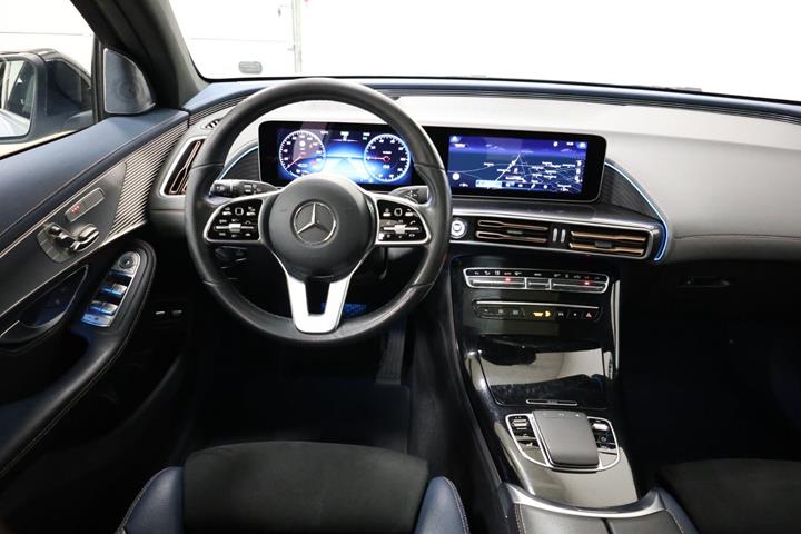 Sort Mercedes EQC400 fra 2019