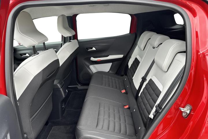 Rød Citroën e-C3 Aircross fra 2025