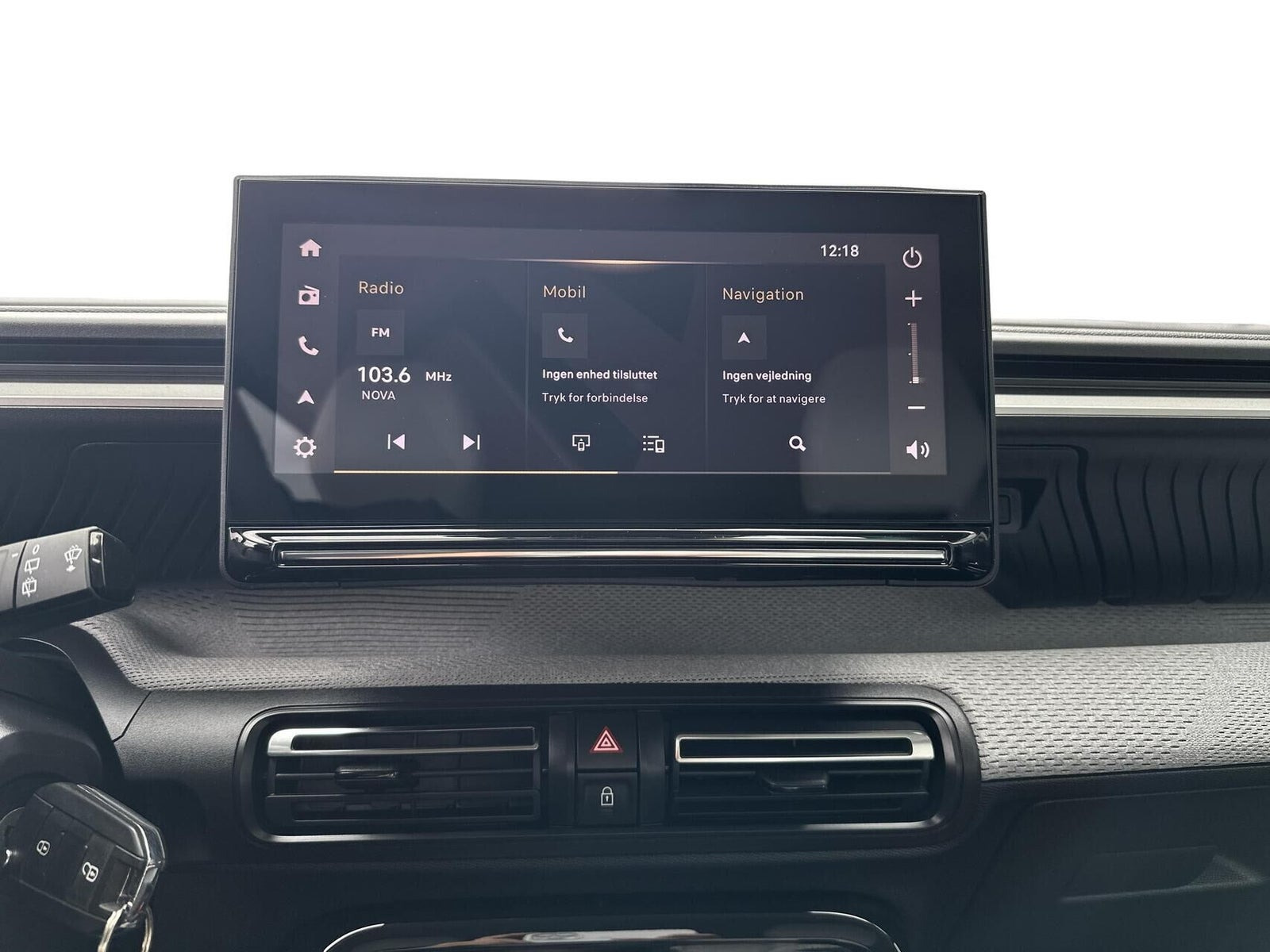 Rød Citroën e-C3 Aircross fra 2025
