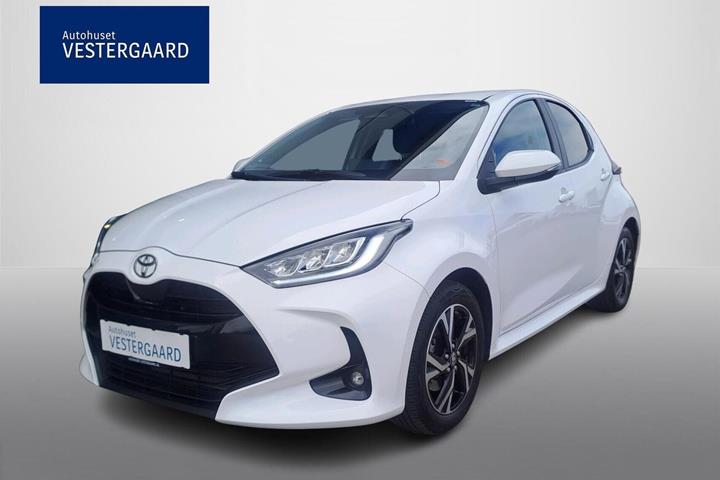Hvid Toyota Yaris fra 2024