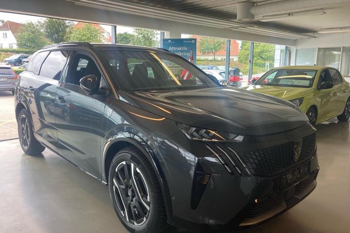 Grå Peugeot e-5008 fra 2025