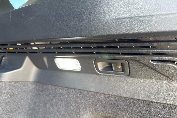 Hvid VW ID.4 fra 2023