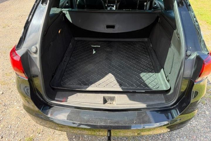 undefined Opel Astra fra 2019