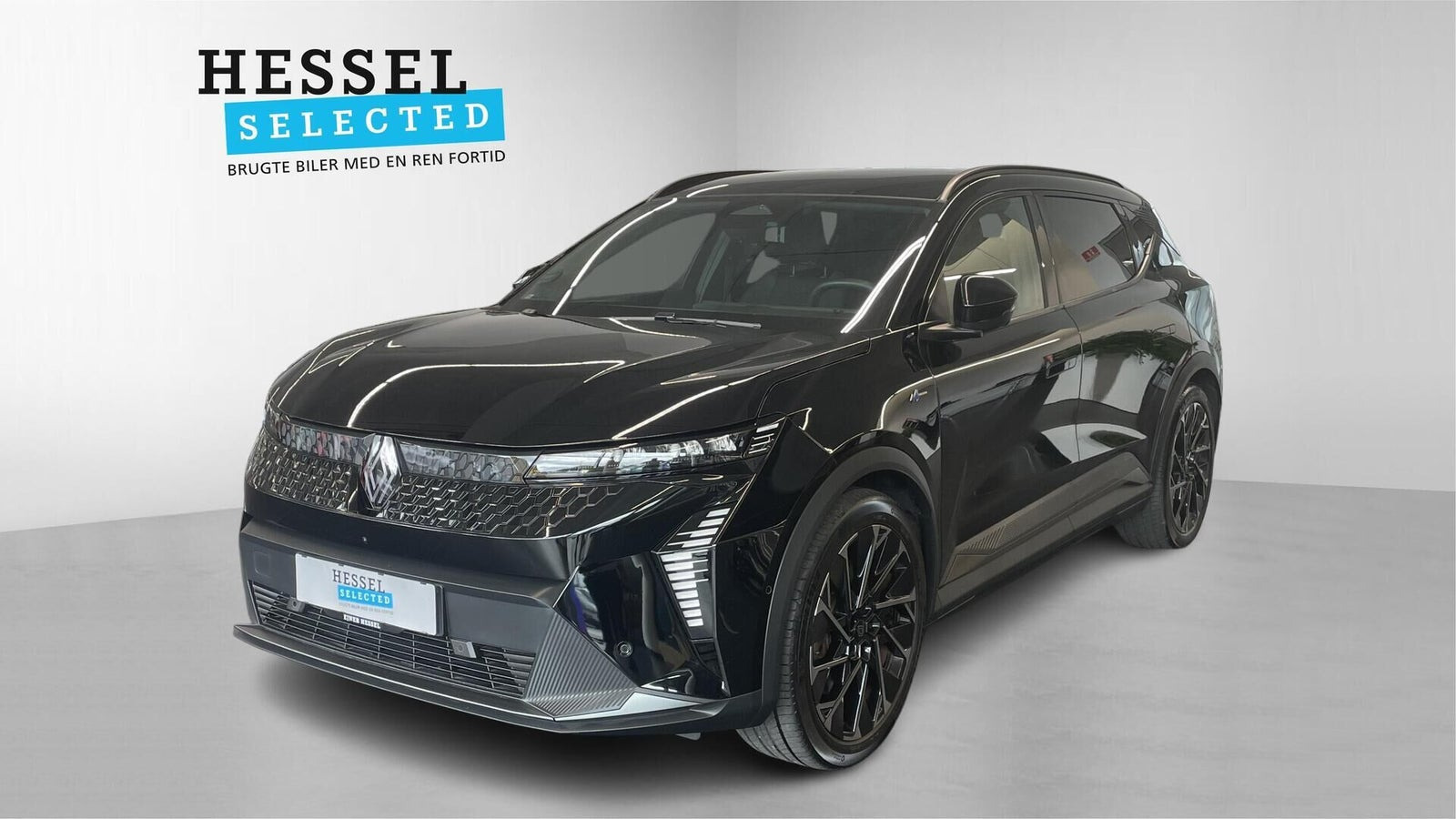 Sort Renault Scenic E-Tech fra 2024 set udefra