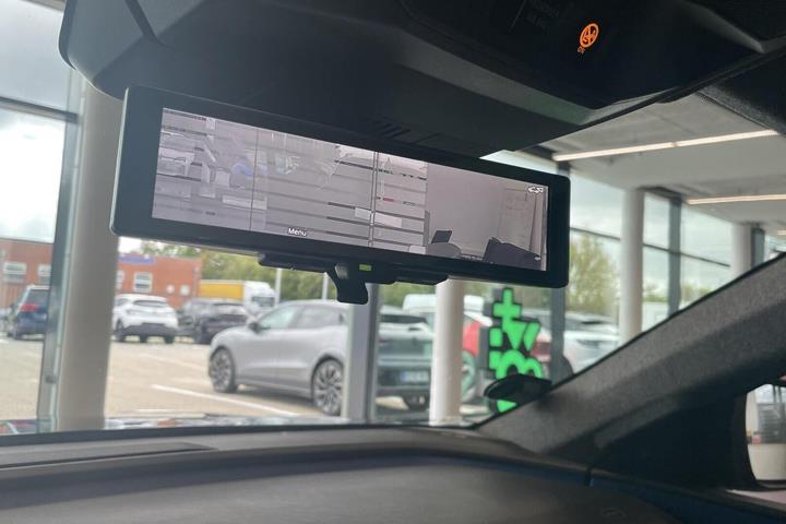 Sort Renault Scenic E-Tech fra 2024
