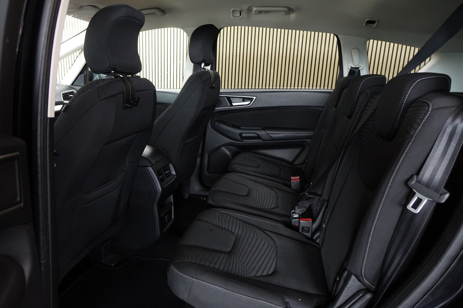 Sort Ford S-MAX fra 2016